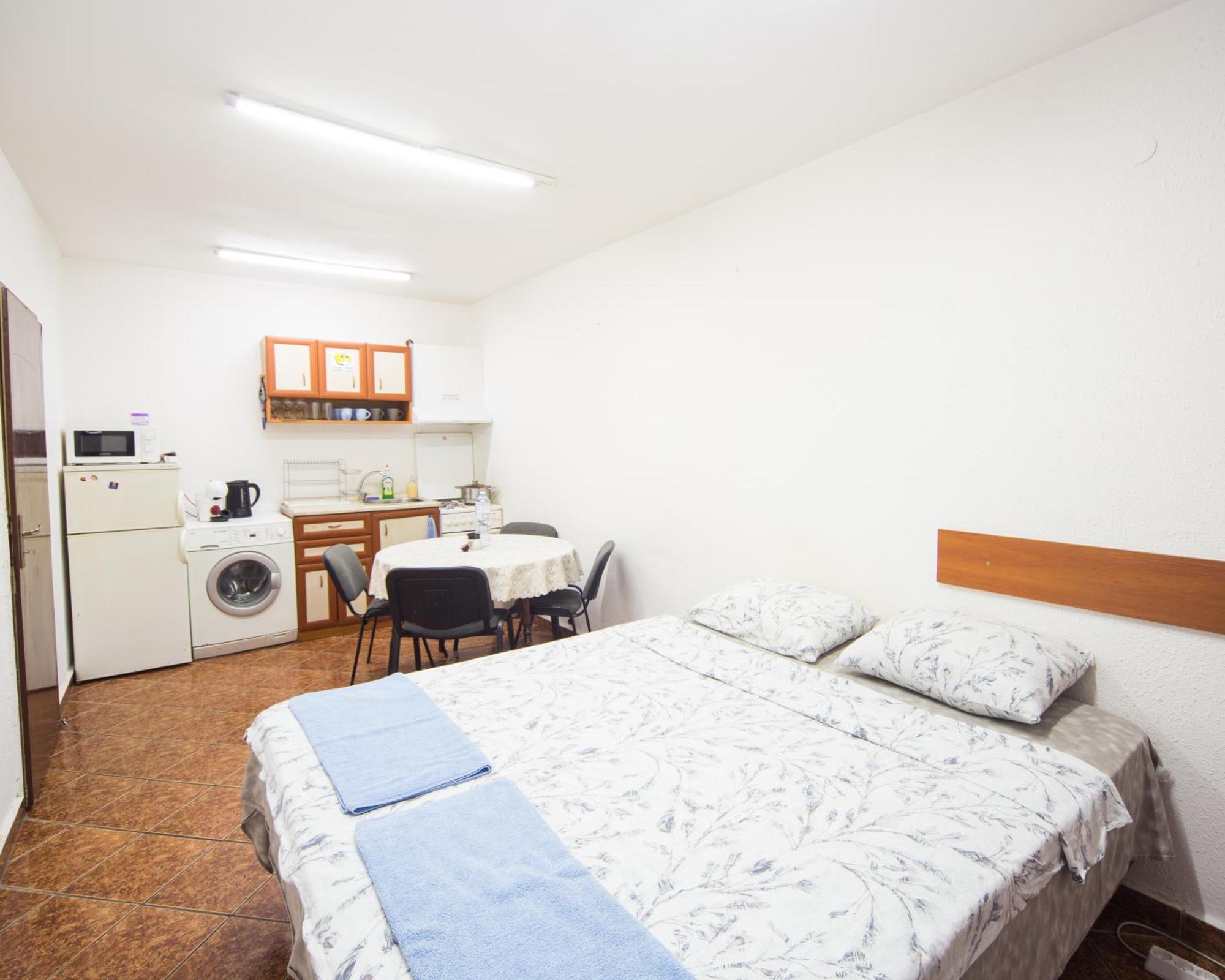 Apartamento Center - Basic Flat - 10 Min To The Beach Burgas Exterior foto